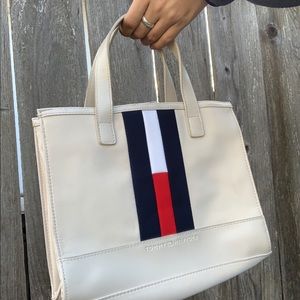 Beautiful cream Tommy Hilfiger handbag/ purse